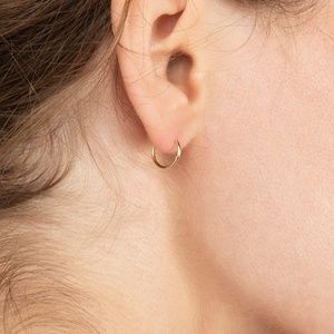 Ana Luisa 14k Gold Mini Hoop Earrings (Pair of 2)